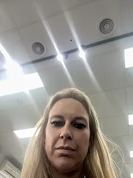 Snapshot of imyourgoodgirl69 chatting on March 6, 2026, 6:52 am imyourgoodgirl69 online show from March 6, 2026, 6:52 am