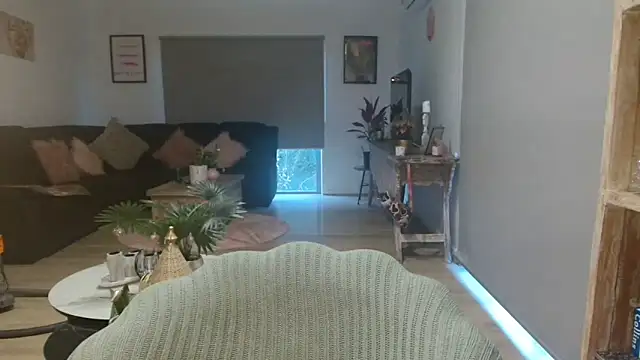 Snapshot of imyourgoodgirl69 chatting on February 18, 2026, 8:44 am imyourgoodgirl69 online show from February 18, 2026, 8:44 am