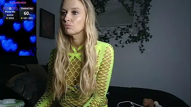 Snapshot of imyourgoodgirl69 chatting on March 17, 2026, 6:38 am imyourgoodgirl69 online show from March 17, 2026, 6:38 am