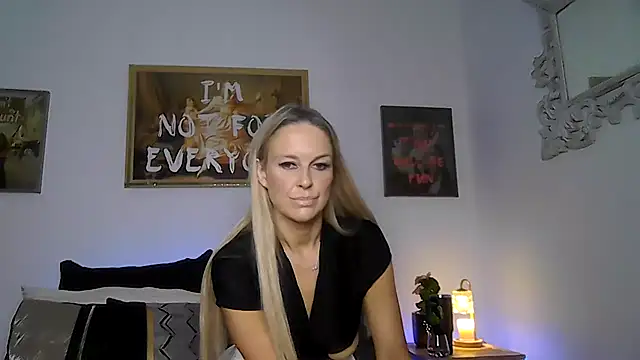 Snapshot of imyourgoodgirl69 chatting on March 11, 2026, 12:32 pm imyourgoodgirl69 online show from March 11, 2026, 12:32 pm