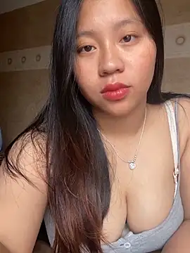 maianhcute online show from September 27, 2025, 1:45 am