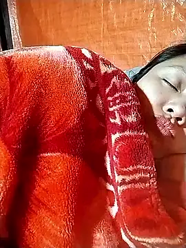 venu00 online show from October 24, 2025, 2:27 pm