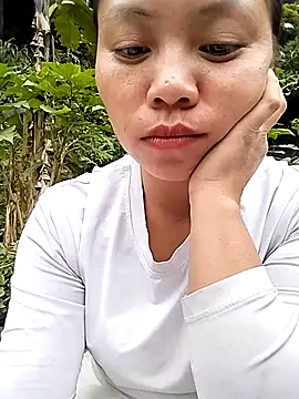 venu00 online show from October 27, 2025, 8:04 am