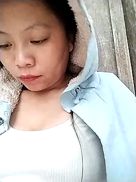 venu00 online show from November 17, 2025, 7:23 am