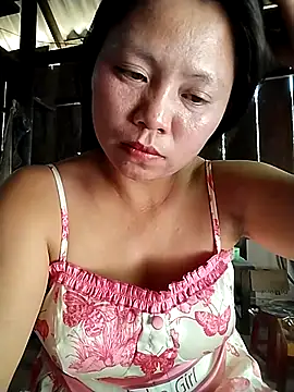 venu00 online show from April 12, 2026, 2:48 am