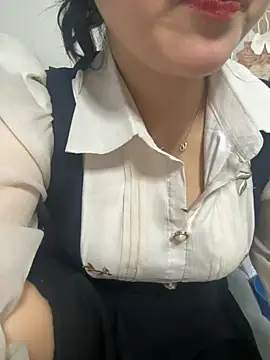 Snapshot of kem_2000 chatting on November 1, 2025, 2:33 pm kem 2000 online show from November 1, 2025, 2:33 pm