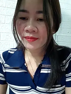 Singlemom69x online show from December 16, 2025, 1:54 am