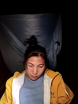 YAYAA-502 online show from December 21, 2025, 2:52 pm