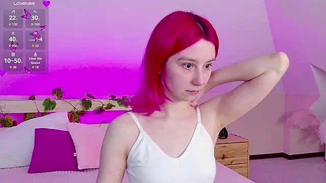 Snapshot of Liann_Stark chatting on April 20, 2026, 6:38 am Liann Stark online show from April 20, 2026, 6:38 am