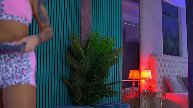 Snapshot of ArabellaPosh chatting on December 3, 2025, 6:03 am ArabellaPosh online show from December 3, 2025, 6:03 am