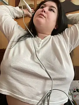 DazzzlingDame online show from February 19, 2026, 10:34 am