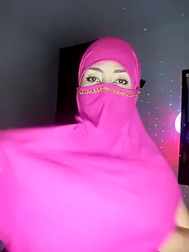 Snapshot of Eyad__H chatting on November 4, 2025, 10:13 pm Eyad H online show from November 4, 2025, 10:13 pm