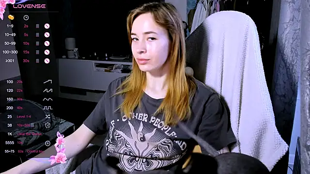 ZoyaMill online show from March 29, 2026, 7:43 am