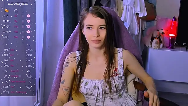 ZoyaMill online show from November 3, 2025, 8:51 am