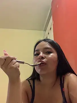 SweetSophie26 online show from November 23, 2025, 11:04 pm