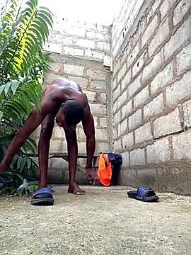 Snapshot of Makemecum634941 chatting on October 26, 2025, 9:20 am Makemecum634941 online show from October 26, 2025, 9:20 am