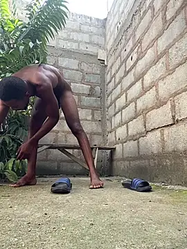 Snapshot of Makemecum634941 chatting on December 18, 2025, 9:14 am Makemecum634941 online show from December 18, 2025, 9:14 am