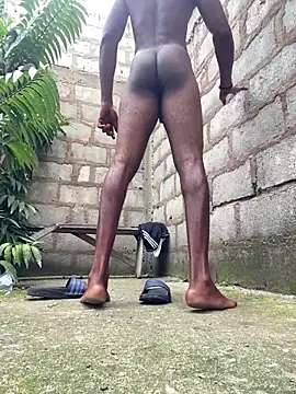 Snapshot of Makemecum634941 chatting on November 12, 2025, 8:40 am Makemecum634941 online show from November 12, 2025, 8:40 am