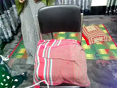 blackpori online show from October 4, 2025, 3:35 pm