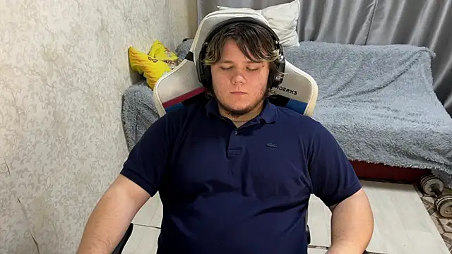 desiredude9 online show from September 22, 2025, 6:47 pm