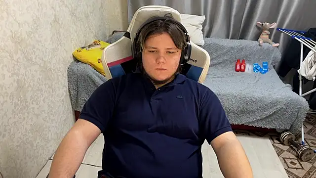 desiredude9 online show from October 1, 2025, 7:18 pm