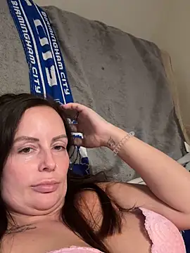 Snapshot of nightingale27 chatting on October 7, 2025, 6:31 pm nightingale27 online show from October 7, 2025, 6:31 pm