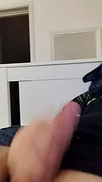 NewJoiner online show from October 9, 2025, 7:03 pm