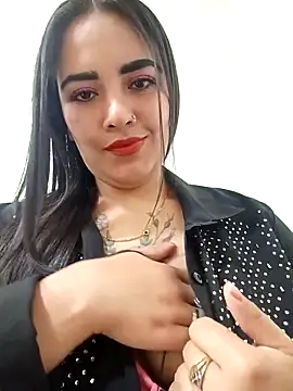 Snapshot of MAYE__13 chatting on October 9, 2025, 12:28 pm MAYE 13 online show from October 9, 2025, 12:28 pm