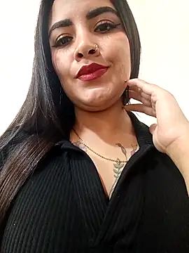 Snapshot of MAYE__13 chatting on October 6, 2025, 12:39 pm MAYE 13 online show from October 6, 2025, 12:39 pm