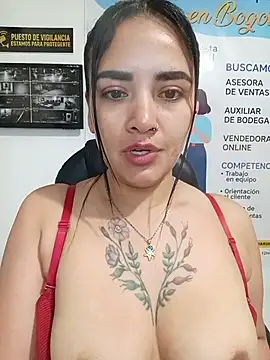 Snapshot of MAYE__13 chatting on June 25, 2026, 12:10 pm MAYE 13 online show from June 25, 2026, 12:10 pm