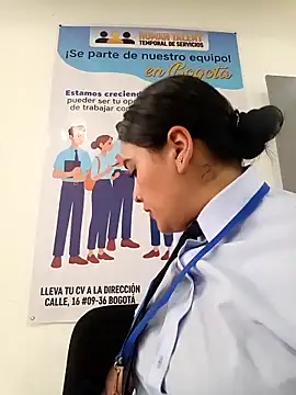 Snapshot of MAYE__13 chatting on November 17, 2025, 12:09 pm MAYE 13 online show from November 17, 2025, 12:09 pm