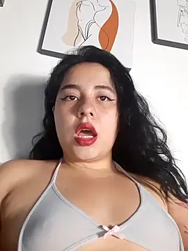 Yuli-27 online show from November 3, 2025, 2:06 am