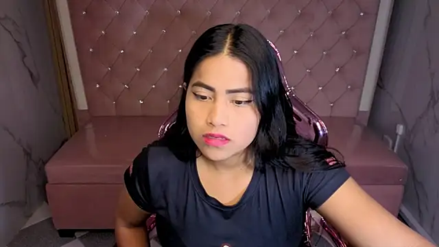 Snapshot of Victoria_b_ chatting on November 10, 2025, 7:52 pm Victoria b online show from November 10, 2025, 7:52 pm