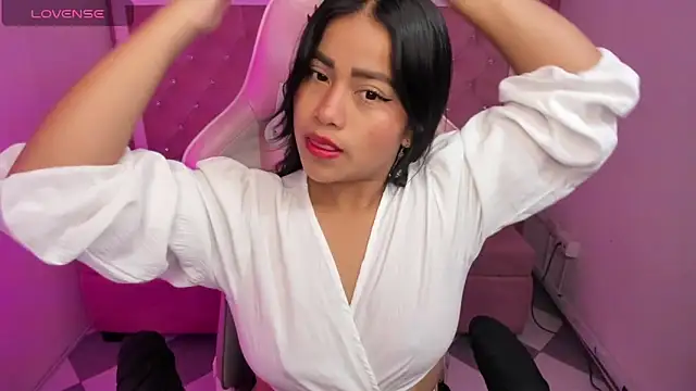 Snapshot of Victoria_b_ chatting on September 14, 2025, 12:38 pm Victoria b online show from September 14, 2025, 12:38 pm