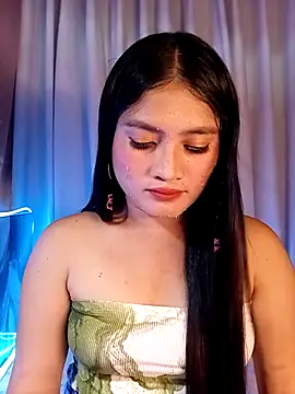 Naughtyalina2 online show from September 27, 2025, 7:20 pm