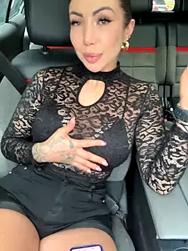 Snapshot of Sarahlove_90 chatting on September 16, 2025, 4:30 pm Sarahlove 90 online show from September 16, 2025, 4:30 pm