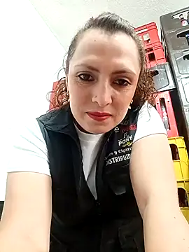 Snapshot of VERONICA__03 chatting on September 19, 2025, 2:54 pm VERONICA 03 online show from September 19, 2025, 2:54 pm