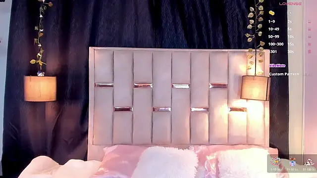 Snapshot of melody-rouss chatting on November 23, 2025, 2:43 am melody-rouss online show from November 23, 2025, 2:43 am