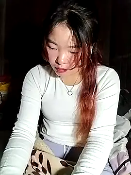 Snapshot of lylylove chatting on May 23, 2026, 2:10 am lylylove online show from May 23, 2026, 2:10 am