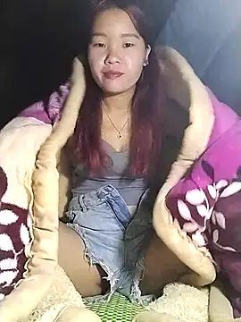 Snapshot of lylylove chatting on November 13, 2025, 1:09 am lylylove online show from November 13, 2025, 1:09 am