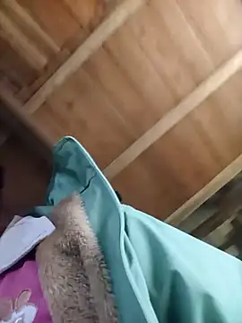 Ngocmi909 online show from March 5, 2026, 12:29 am