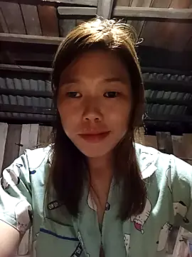 Ngocmi909 online show from November 8, 2025, 1:03 pm