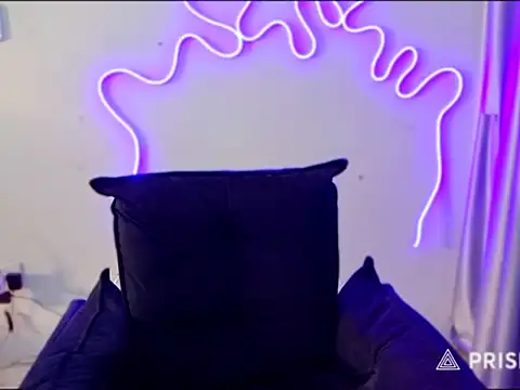 VIckSexyDoll online show from November 15, 2025, 5:33 am