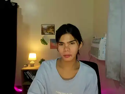 Snapshot of dianne_swift chatting on October 24, 2025, 10:42 pm dianne swift online show from October 24, 2025, 10:42 pm