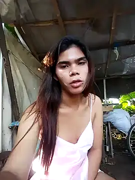 Snapshot of dianne_swift chatting on December 22, 2025, 12:11 am dianne swift online show from December 22, 2025, 12:11 am