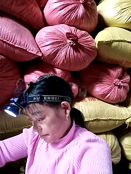 Sa2mh20 online show from December 14, 2025, 8:09 am