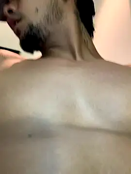 Kylie Patrick online show from November 18, 2025, 4:05 am