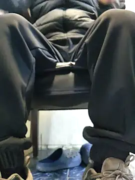 Snapshot of anggllaaa chatting on December 19, 2025, 12:47 am anggllaaa online show from December 19, 2025, 12:47 am