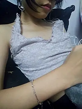 Snapshot of _Thaotam_ chatting on October 27, 2025, 1:56 pm  Thaotam  online show from October 27, 2025, 1:56 pm