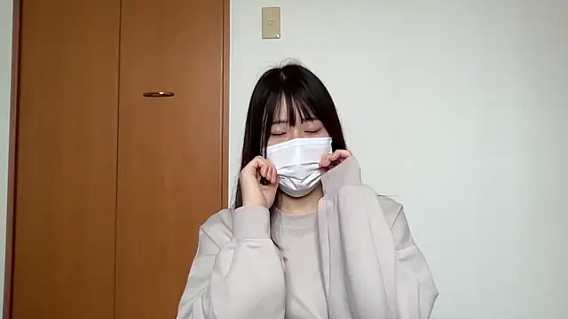 nuu u online show from October 21, 2025, 3:06 am